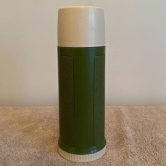 Vintage Thermos Pea Green/Cream Insulated Glass Insulated Travel Bottle - Picture 5 of 13